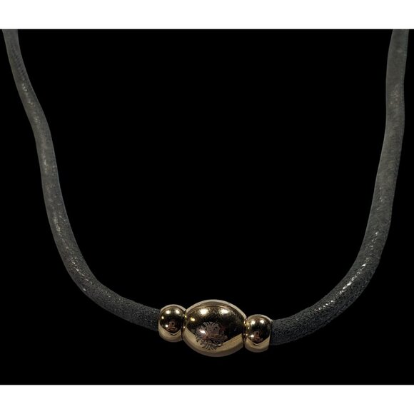 Modern Qudo Shimmery Grey Suede Wrap Bracelet - Picture 3 of 8